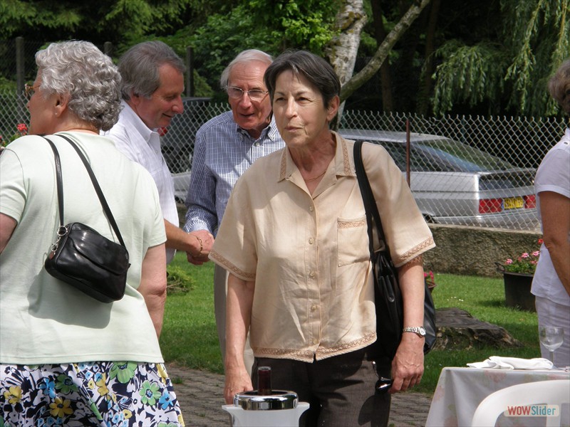 Roger Bayard nous fait une petite visite (Mme Vignacourt au 1er plan)